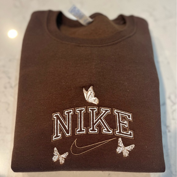 Embroidered Nike Butterfly Crewneck - Picture 4 of 5